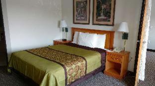 Americas Best Value Inn Annandale Quarto foto
