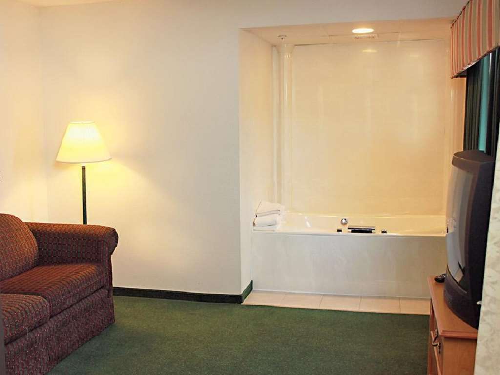 Americas Best Value Inn Annandale Quarto foto